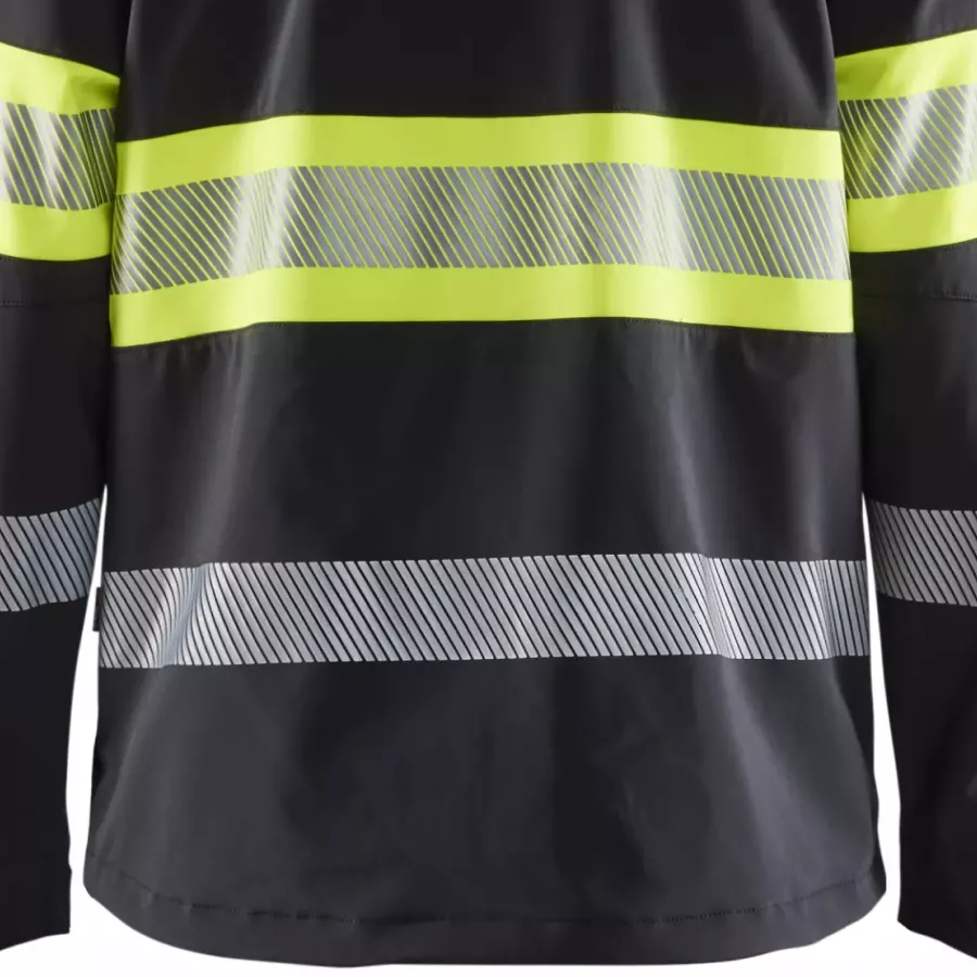 **Extended Back** adds extra coverage that keeps you comfortably protected as you move.