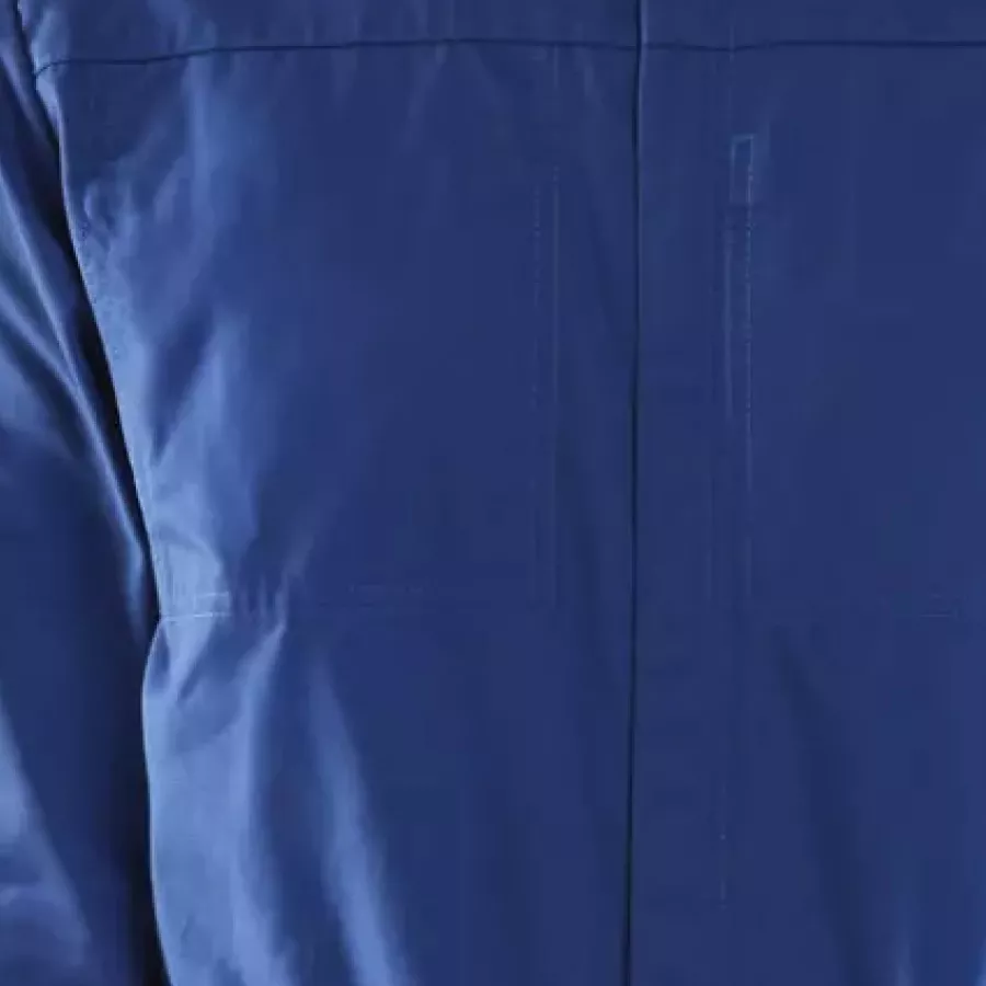 **Strapazierfähiges Köpergewebe** hält der täglichen Beanspruchung stand, während es Sie komfortabel und geschützt hält.