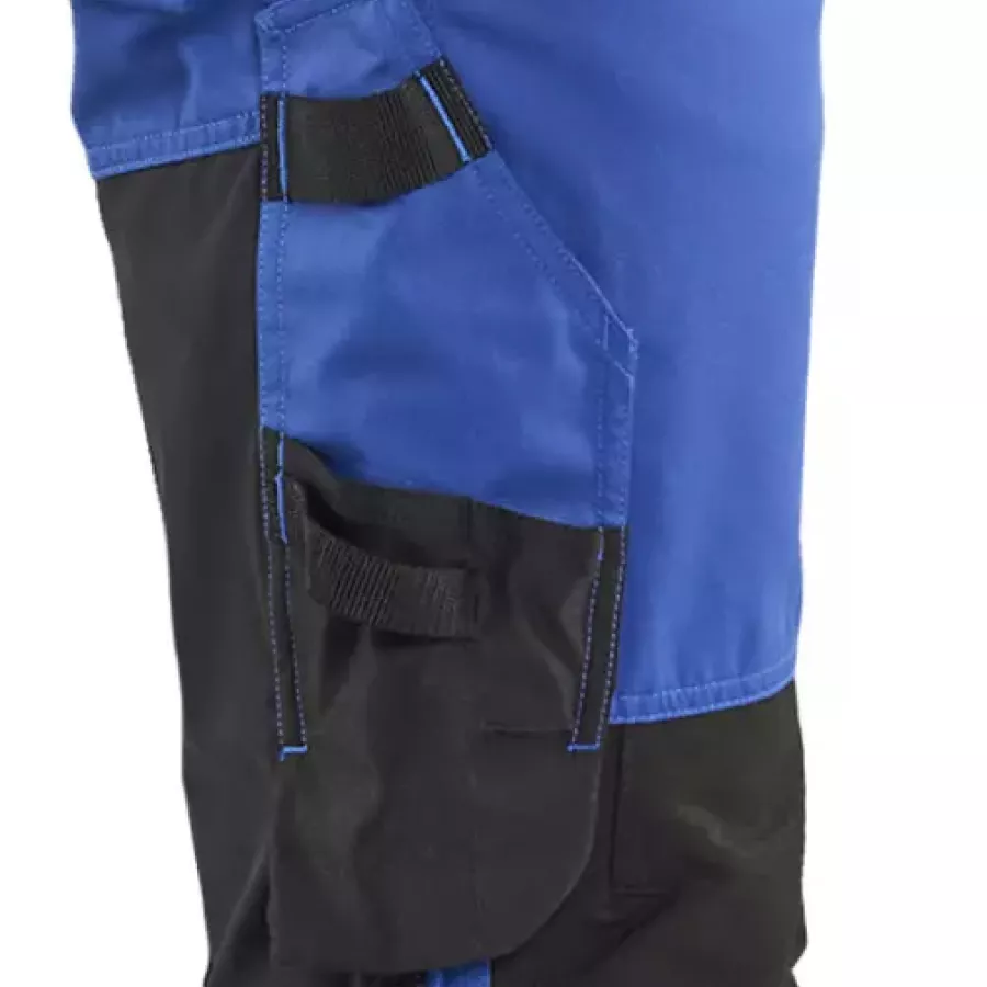 **Messerhalter** hält Ihre Werkzeuge sicher und griffbereit für schnelleres, sichereres Arbeiten.