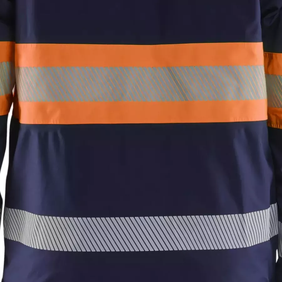 **Segmented Reflective Tapes** enhance visibility while maintaining full flexibility and comfort in motion.