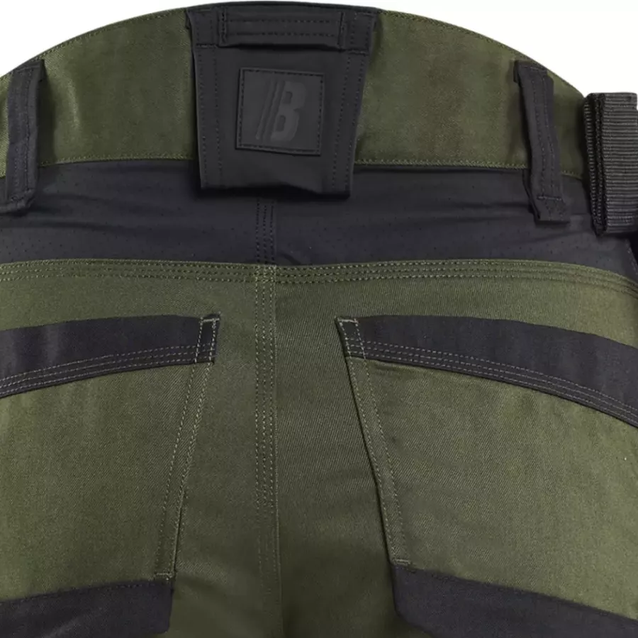 **Raised Waist at Back** gives you a secure, comfortable fit that stays in place as you move.
