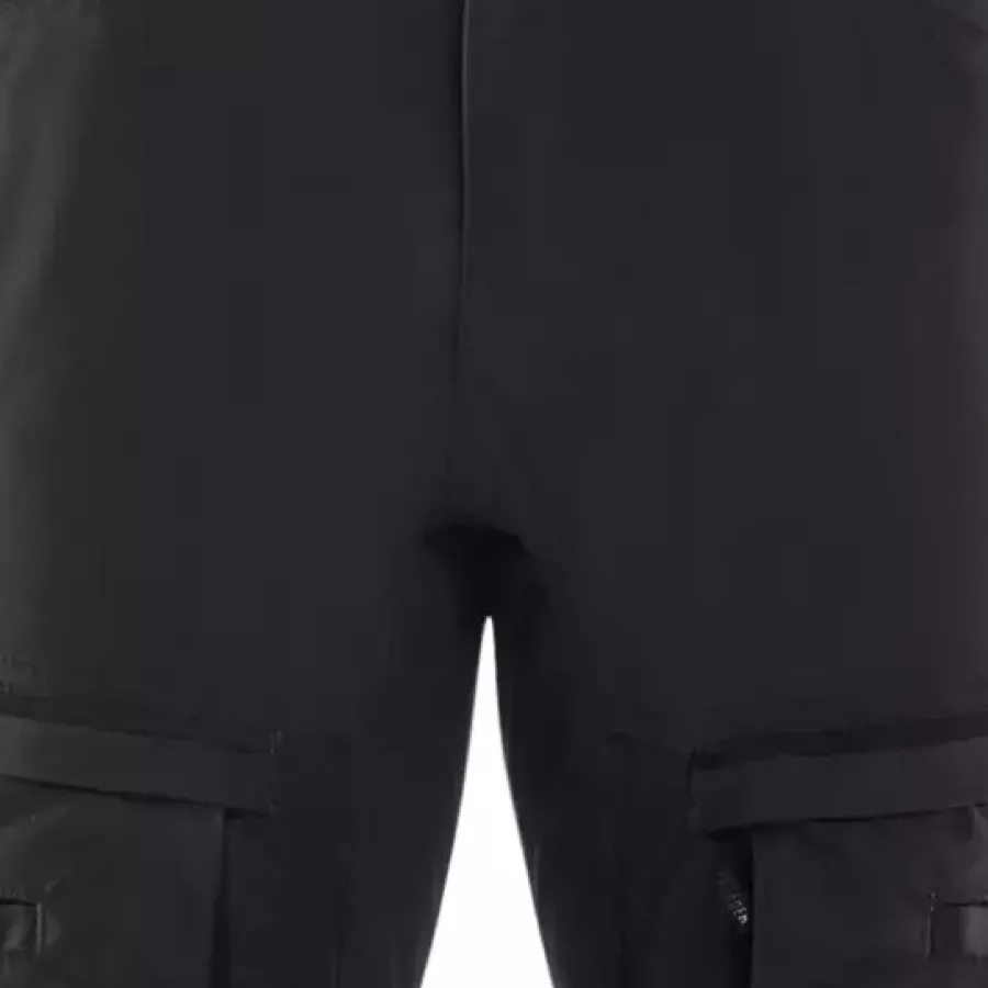 **Stretch Panels for Better Flexibility** let you move freely without restriction on every job.