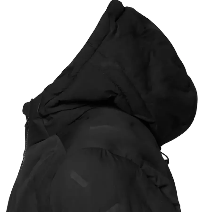 **Fixed Hood** provides reliable, ready-to-use coverage for added comfort in changing conditions.