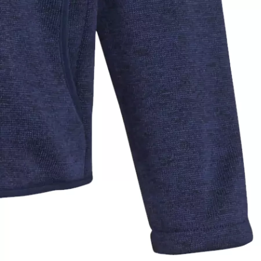 **Elastic Cuffs** provide a snug, comfortable fit that helps keep warmth in without restricting movement.