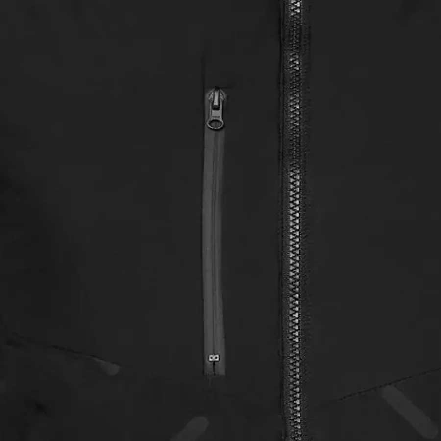 **Reißverschlusstaschen** halten Ihre Wertsachen sicher und leicht zugänglich für ein sicheres Tragegefühl im Alltag.