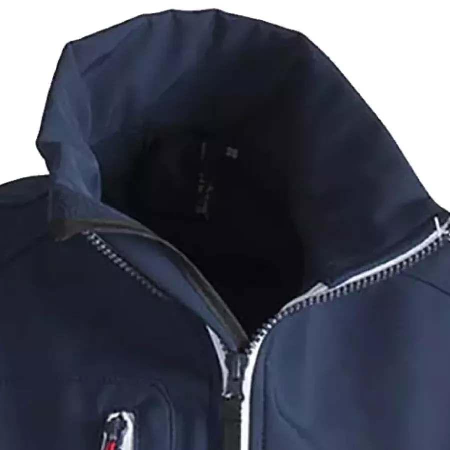 **Stand-Up Collar** provides extra neck coverage that keeps you comfortably warm without adding bulk.