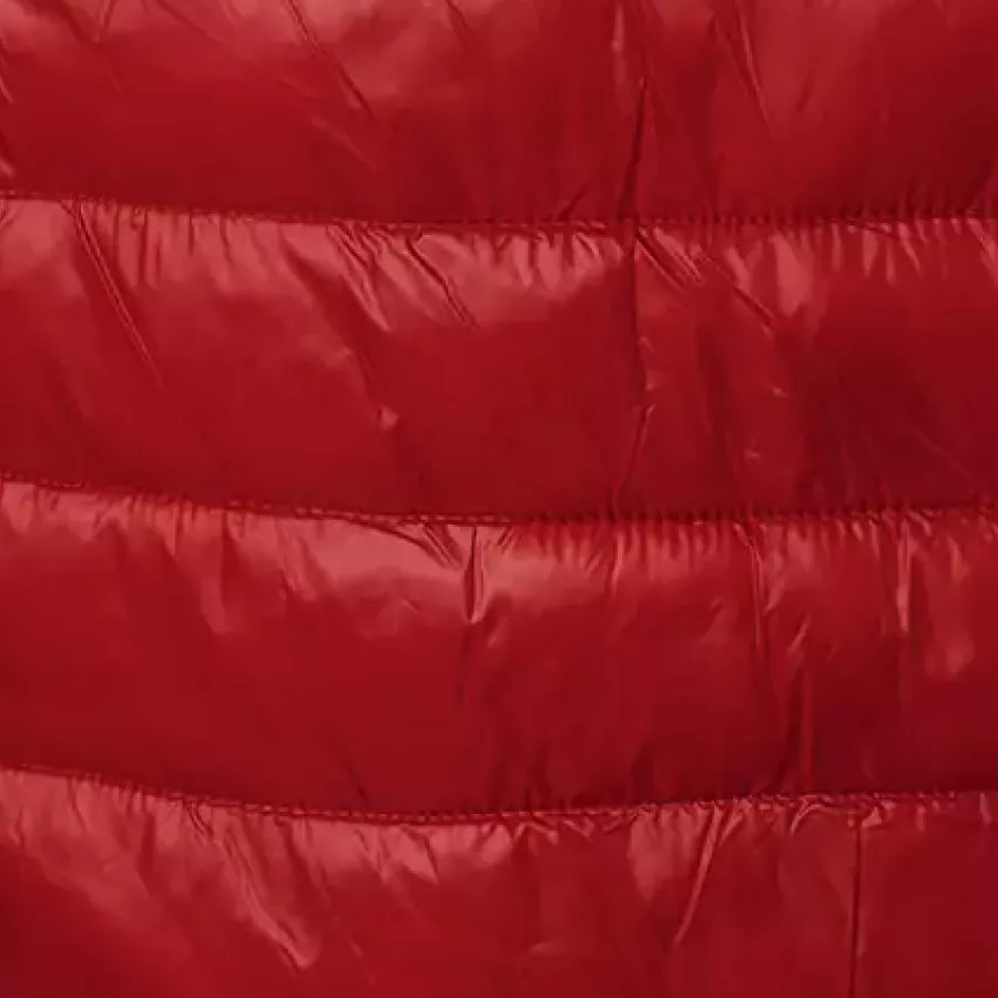 **Water Resistant Construction** helps you stay dry and comfortable through changing conditions on the job.