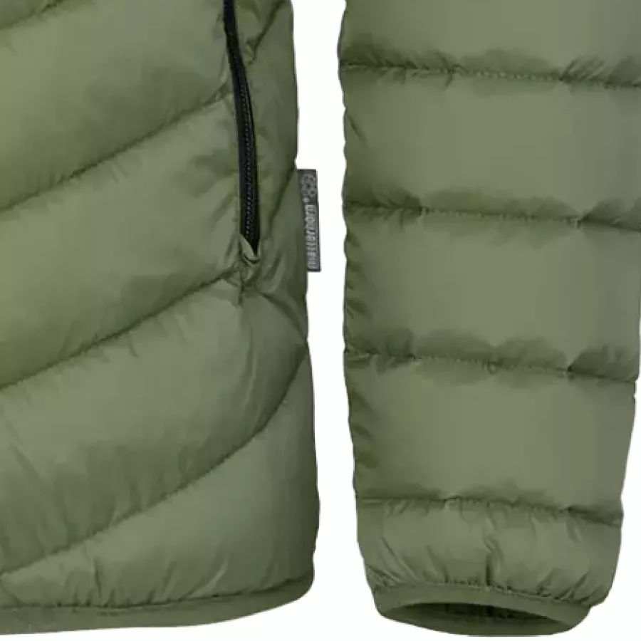 **Elastic Cuffs** provide a snug, comfortable fit that helps retain warmth without restricting motion.