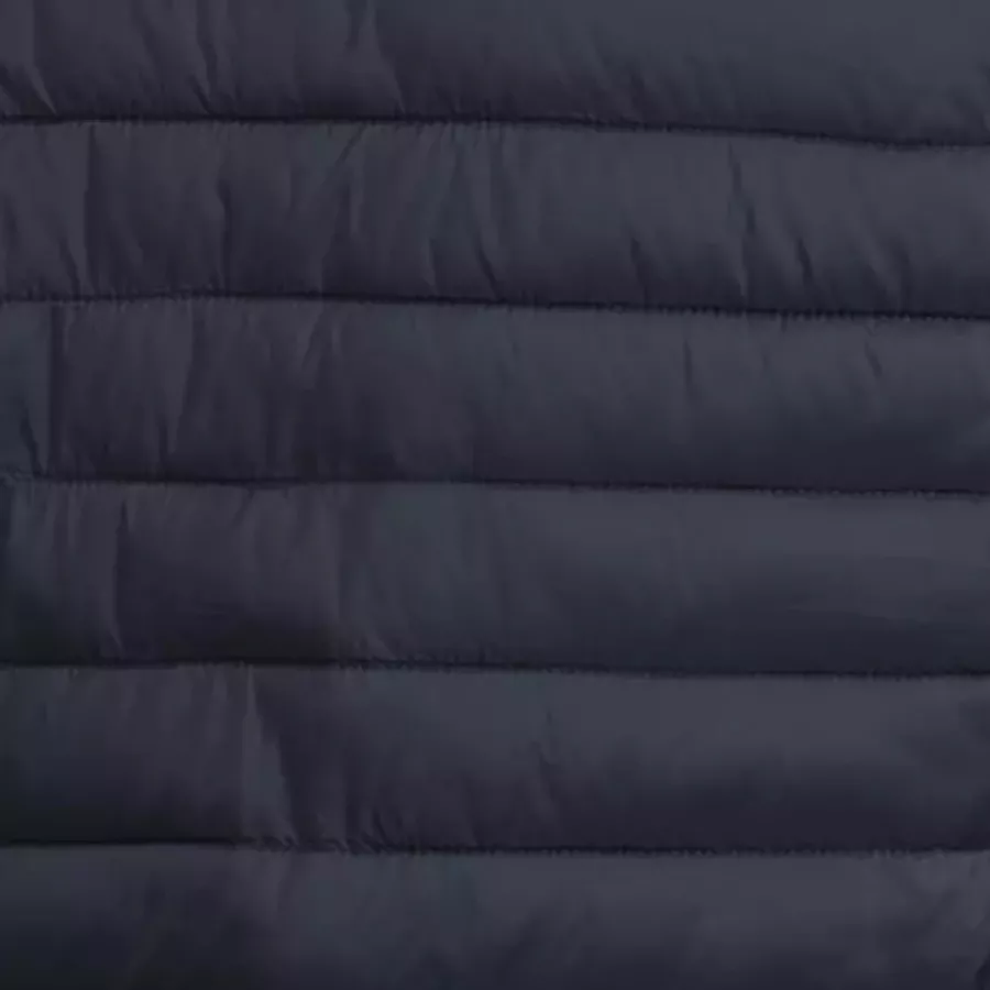 **Lightweight Construction** makes layering easy while letting you move effortlessly.
