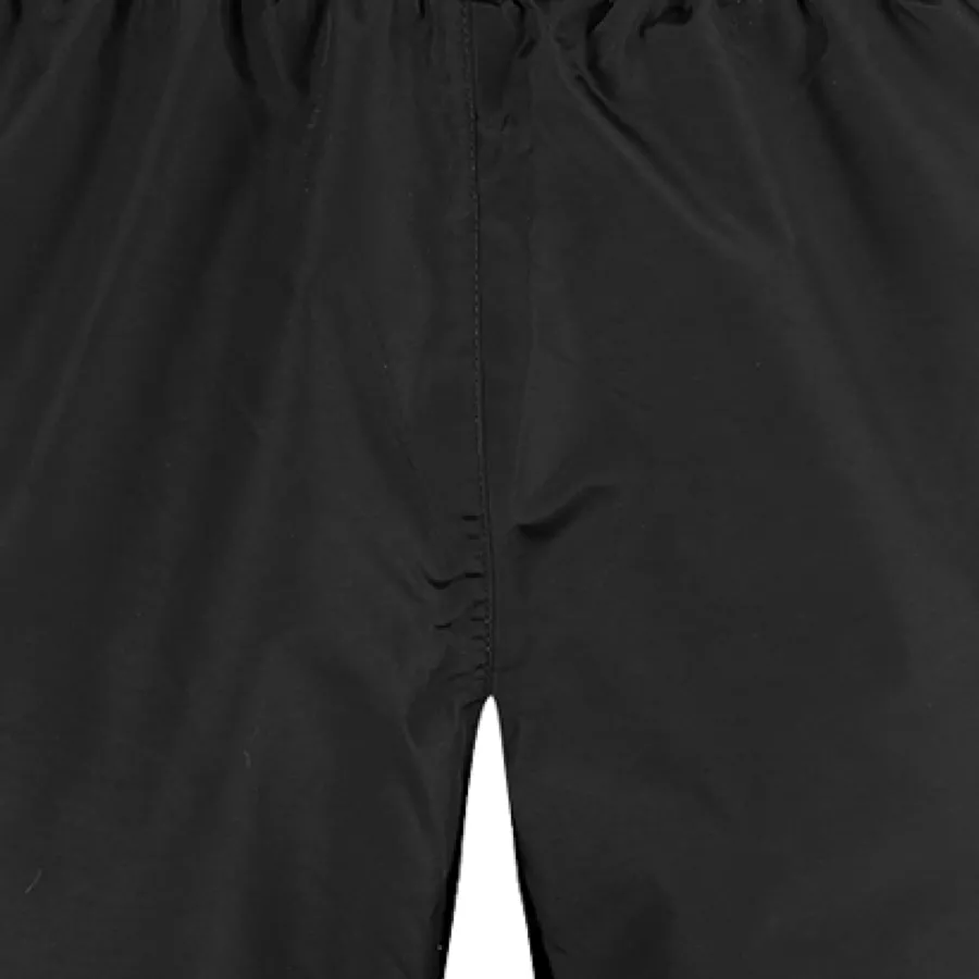 **Strapazierfähiges Gewebe** hält aktiver Beanspruchung stand und sorgt den ganzen Tag über für Komfort.