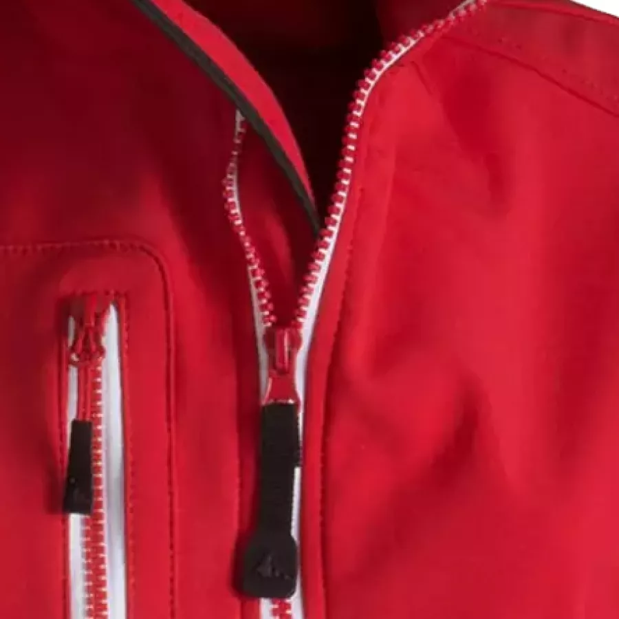 **Zipper Closure** allows quick, smooth fastening for adjustable comfort on the go.