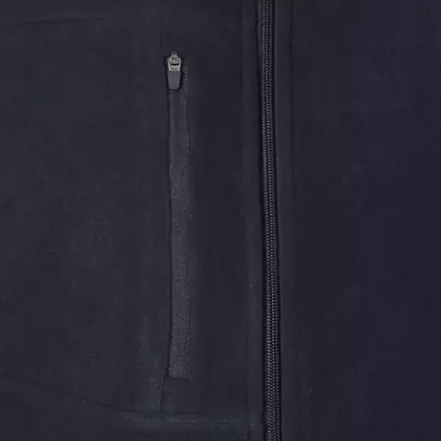 **Chest Pocket** keeps small essentials close at hand so you can move freely without searching for what you need.