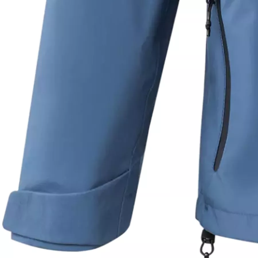 **Hook and Loop Cuffs** let you fine-tune the fit to seal in warmth and stay comfortable all day.