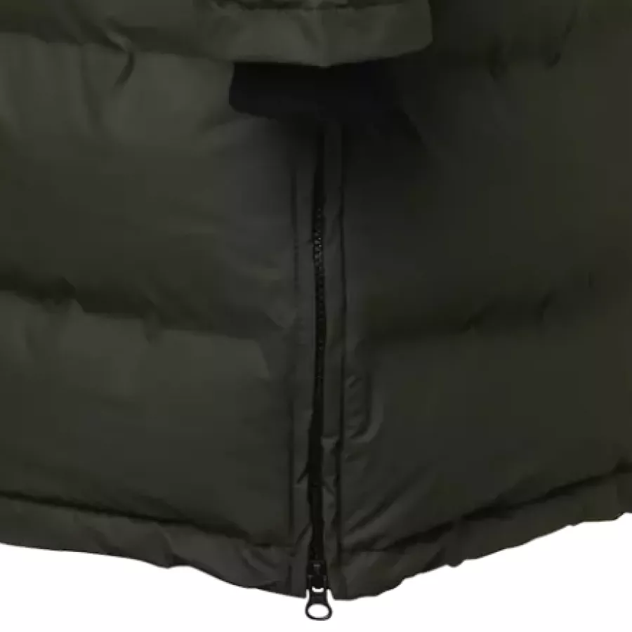 **Side Zippers** let you adjust movement and ventilation with ease for a customized fit on every outing.