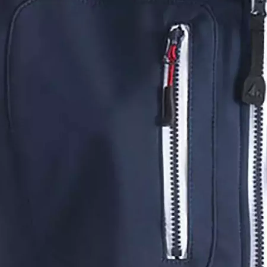 **Zipper Pockets** keep your essentials secure and easily accessible throughout the day.