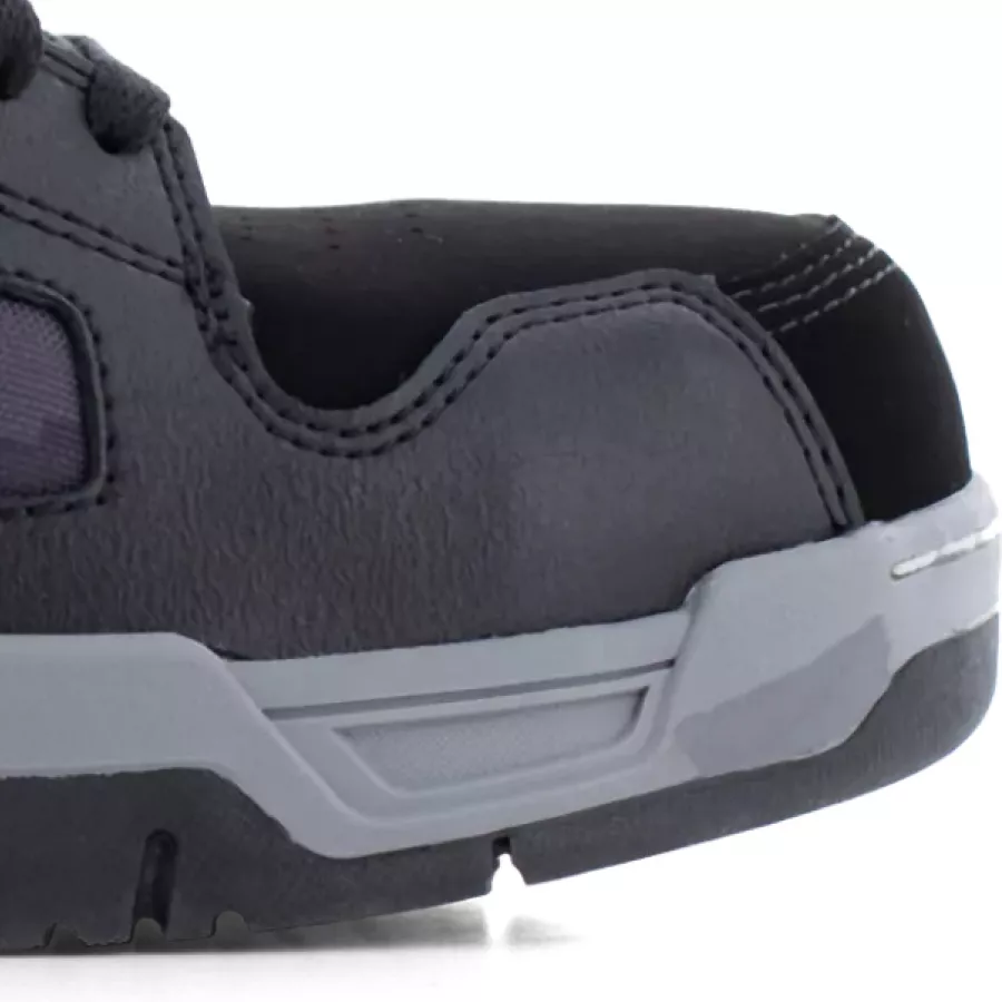 **XTR® Composite Toe Cap** gives you lightweight yet robust protection so you can stay confident on the job.