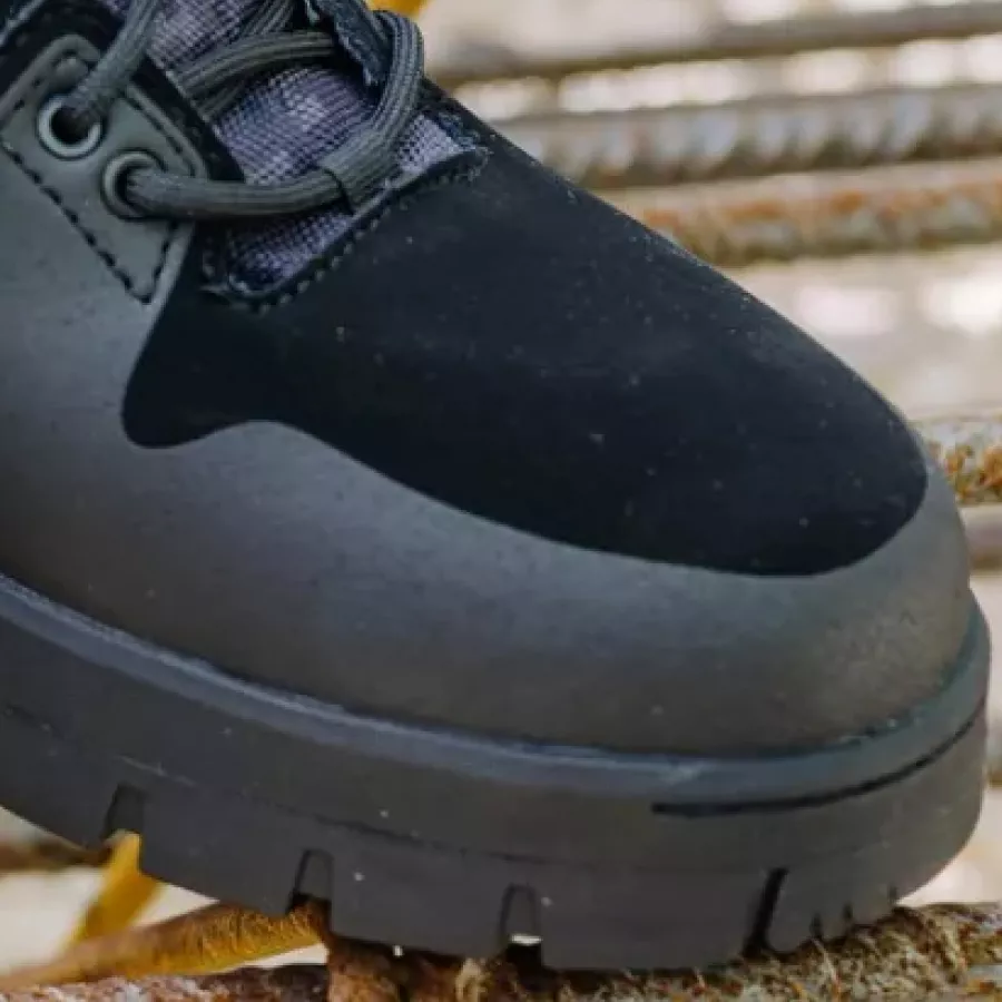 **Moisture-Wicking Mesh Lining** keeps your feet feeling fresh and dry even during long, active days.