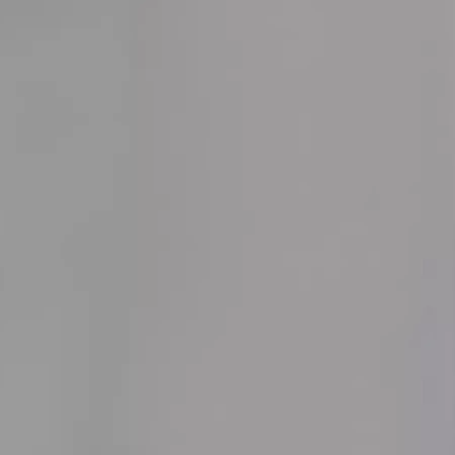 **BCI-zertifizierte Baumwolle** unterstützt die nachhaltige Baumwollproduktion und bietet weichen, natürlichen Tragekomfort.