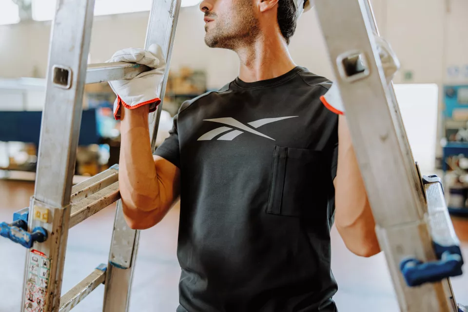 Reebok RB003TBLK1, Vector Herren Strick-T-Shirt, Schwarz, image 6, gallery thumbnail