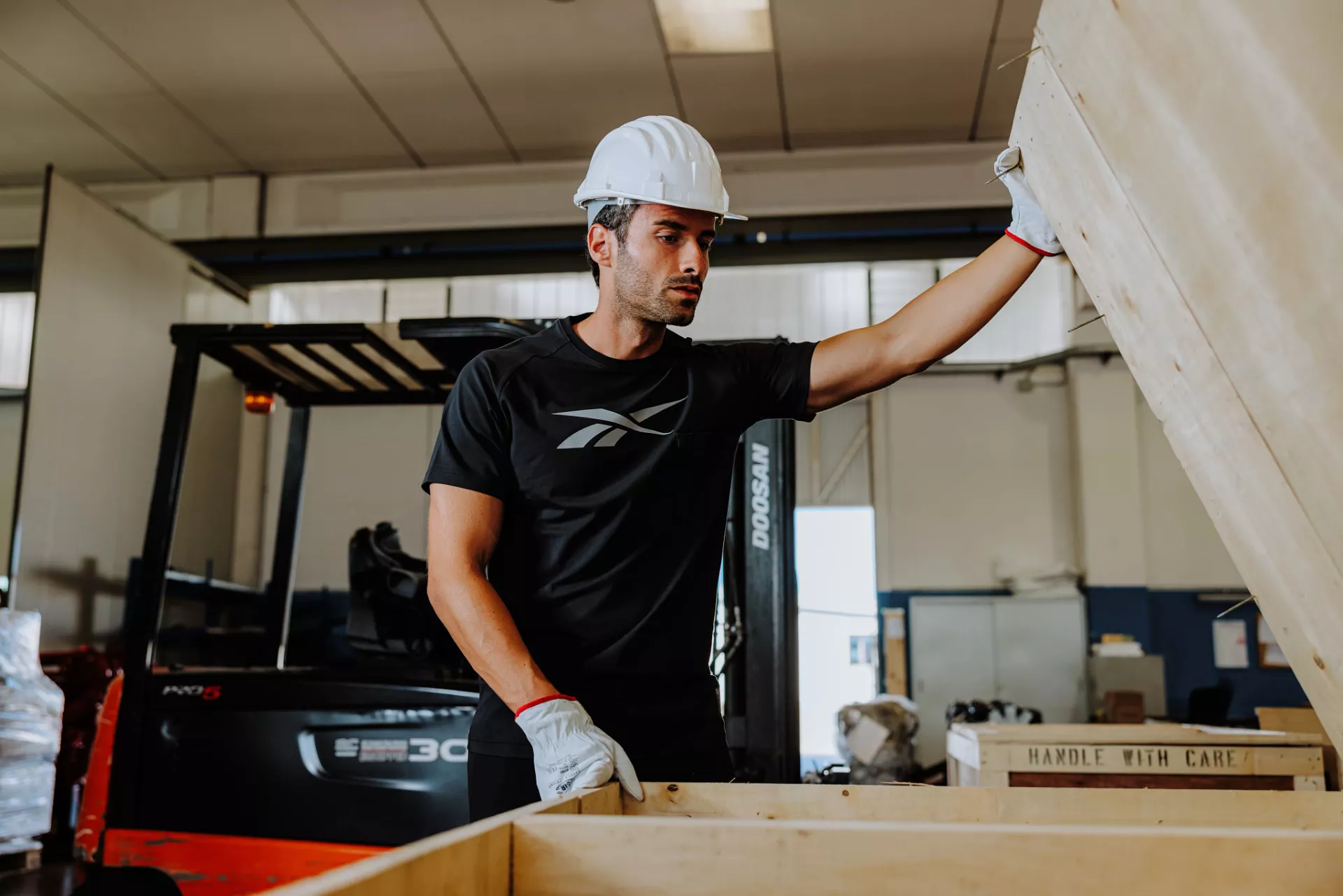 Reebok RB003TBLK1, Vector Herren Strick-T-Shirt, Schwarz, image 3