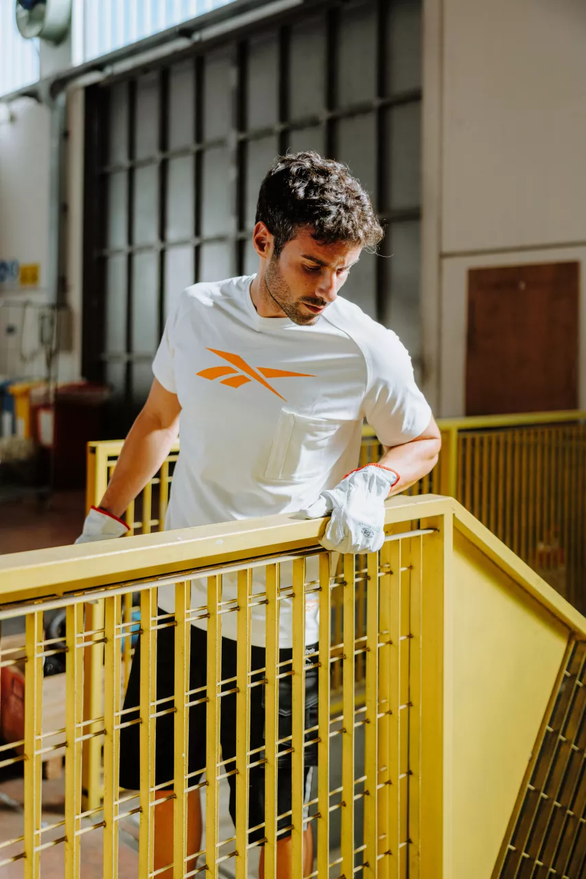 Reebok RB003TOFW1, Vector Herren Strick-T-Shirt, Off White, image 2, gallery thumbnail