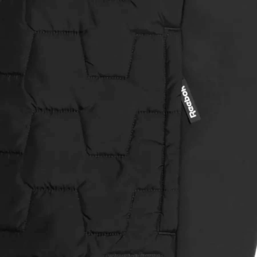 **Zipper Pockets** secure your essentials while keeping them easily accessible.