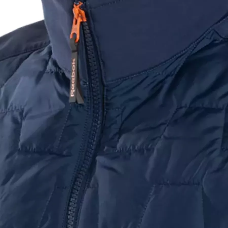 **Full-Length Zipper Closure** allows easy on-and-off while sealing in warmth.