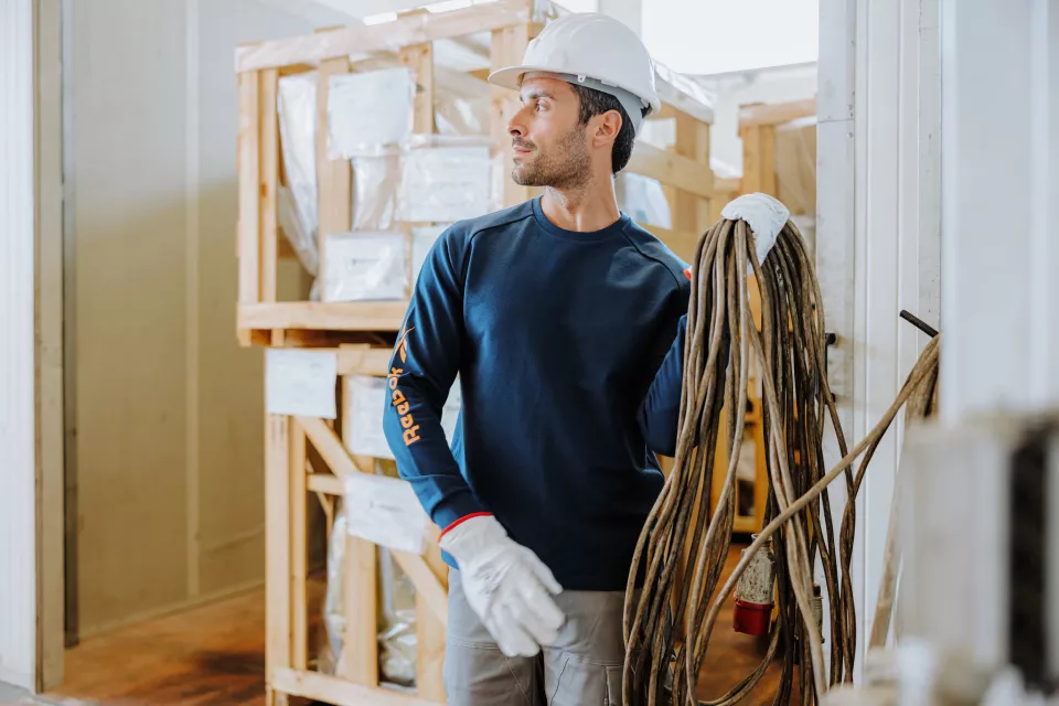 Reebok RB008SWNVB, Mens Knitted Sweatshirt, Navy Blue, image 4, gallery thumbnail