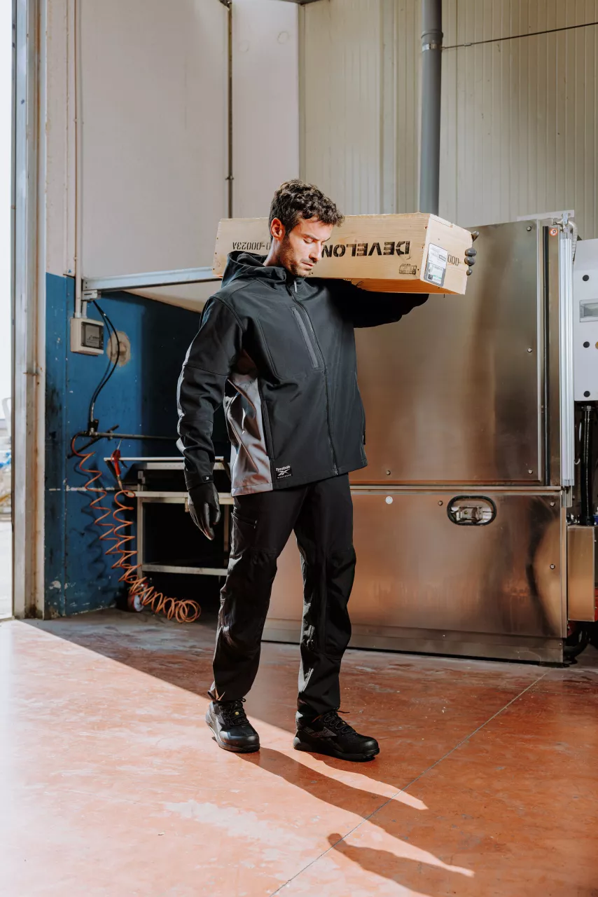 Reebok RB004JBLK, Herren Web-Softshelljacke, Schwarz, image 2, gallery thumbnail