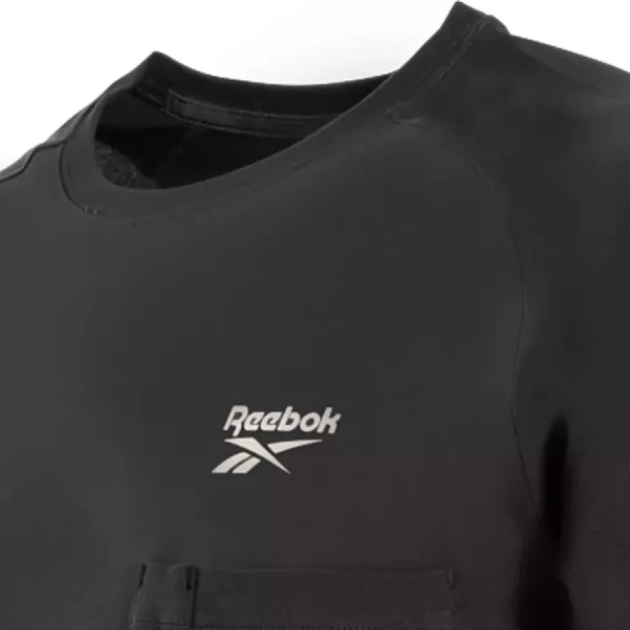 **Round Collar** offers a classic, comfortable fit suitable for everyday wear.