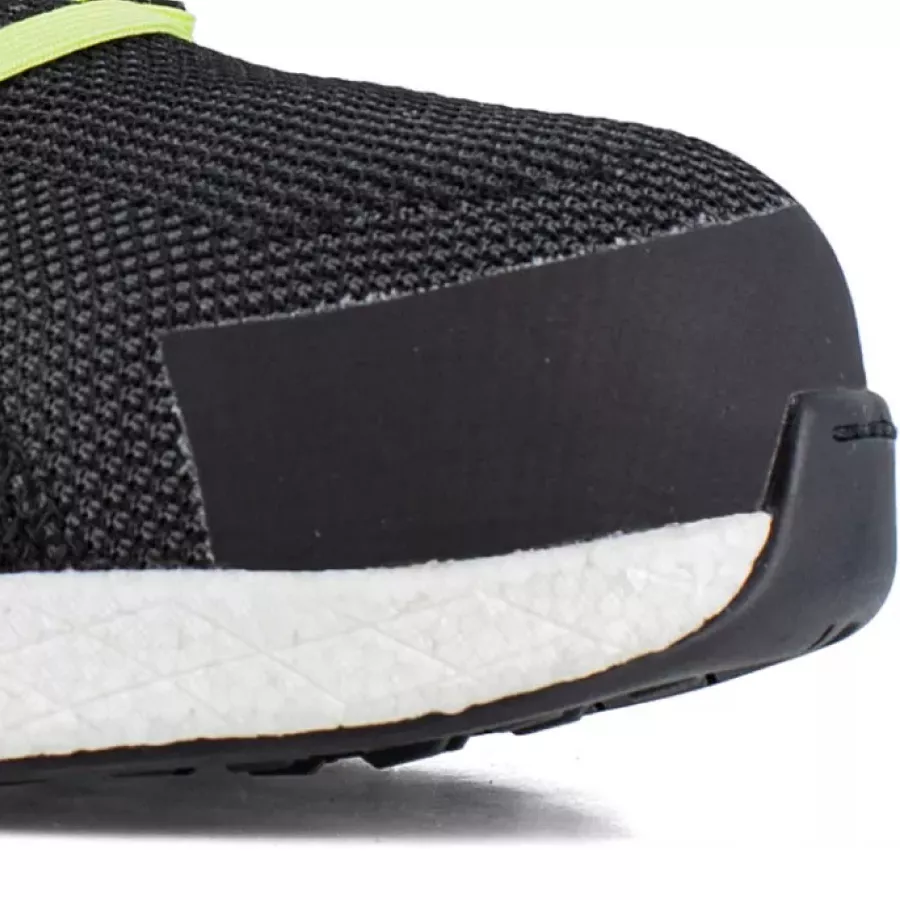 **Composite Toe Cap** provides reliable protection while keeping the shoe lightweight and comfortable.