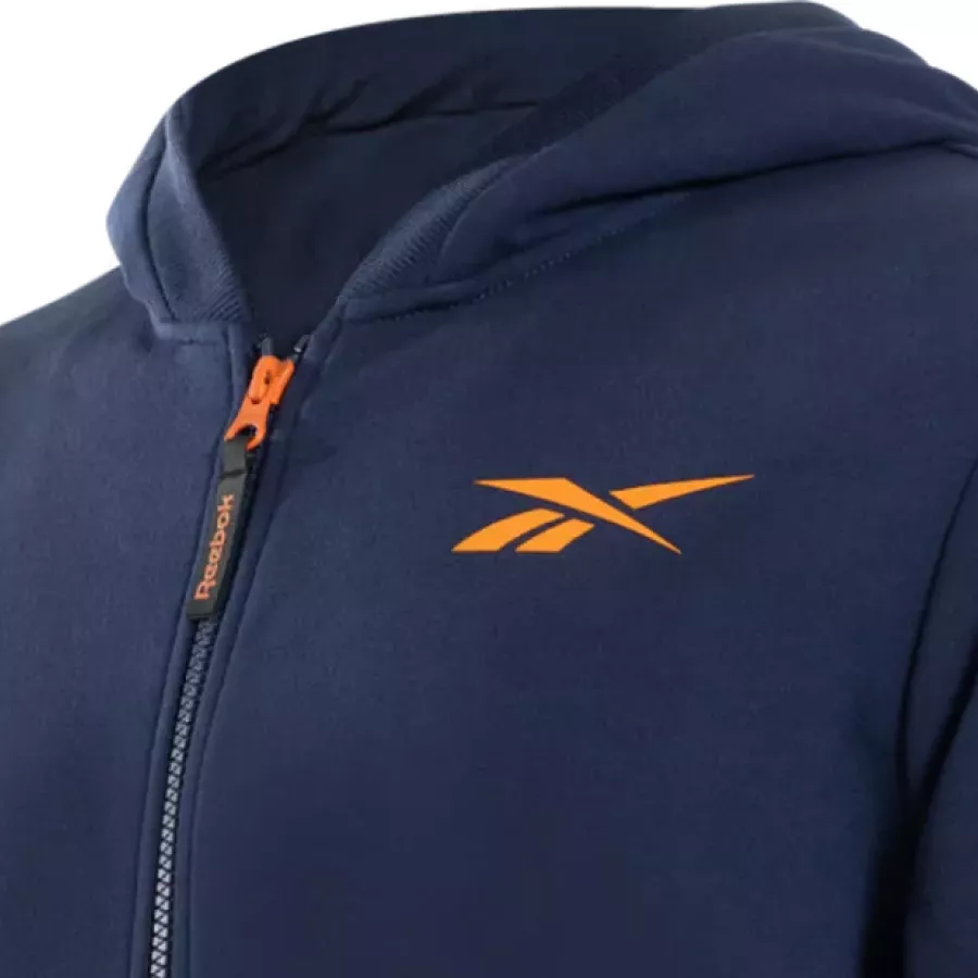 **Fixed Hood** provides consistent coverage and protection from wind and light weather.