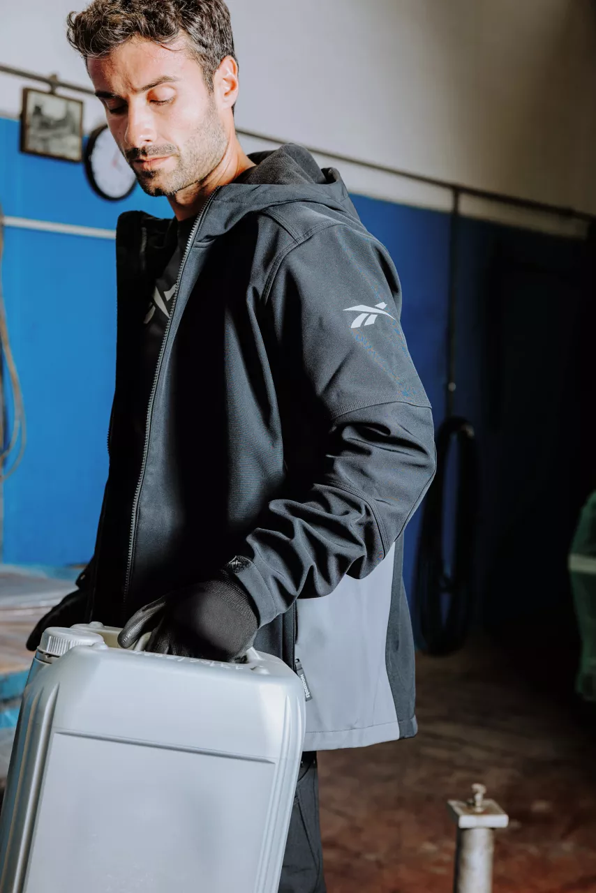 Reebok RB004JBLK, Herren Web-Softshelljacke, Schwarz, image 4, gallery thumbnail