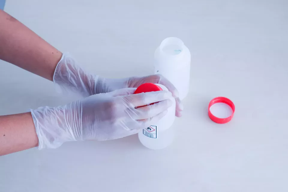 Nitras Medical 8100, VINYL PF Vinyl-Einweghandschuhe, Transparent, image 2, gallery thumbnail