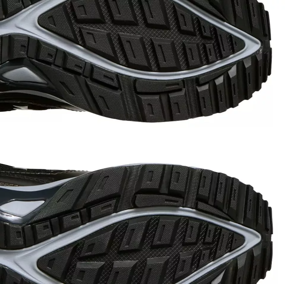 **Durable grip outsole.** Reliable traction across a variety of surfaces.