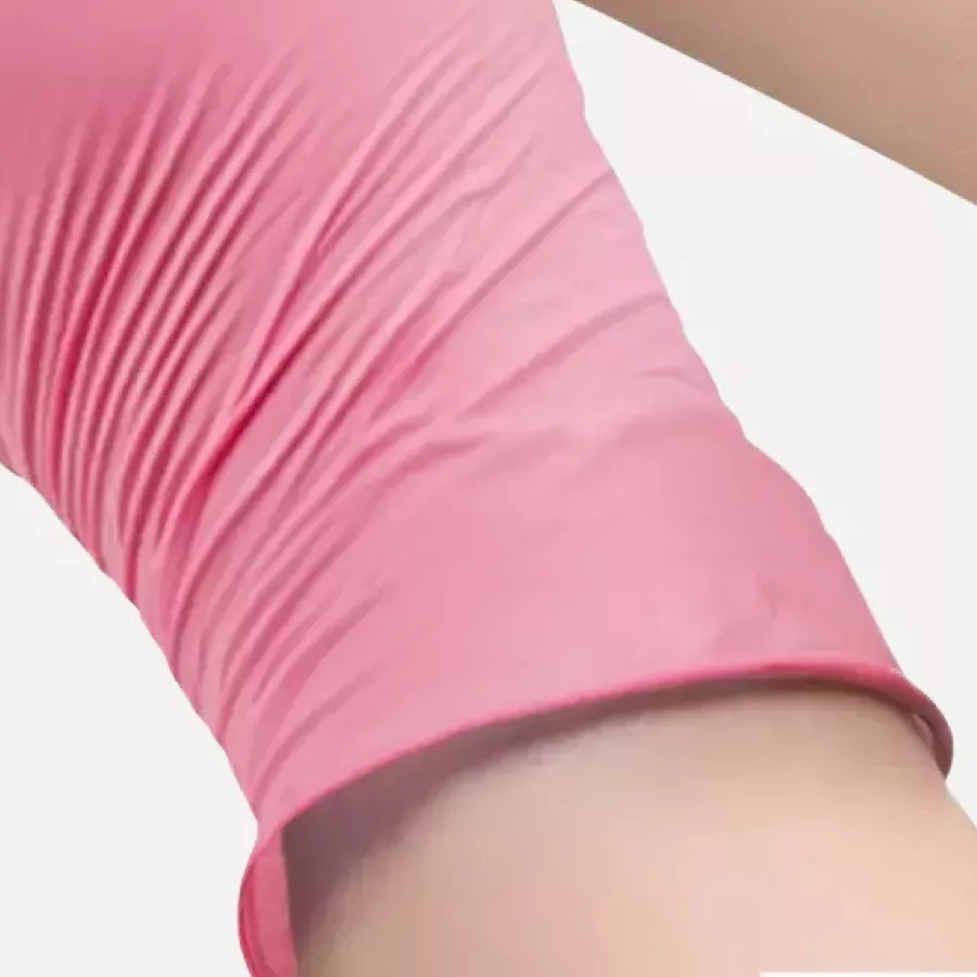 **Rolled Edge** makes every glove easy to slip on and off, saving you time while keeping your workflow smooth and uninterrupted.