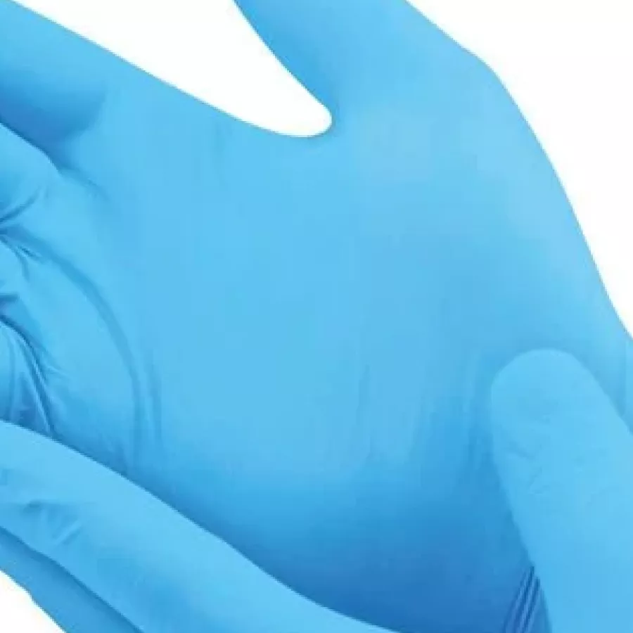 **Food Handling Approved** gives you the confidence to work cleanly and efficiently when preparing and serving with care.