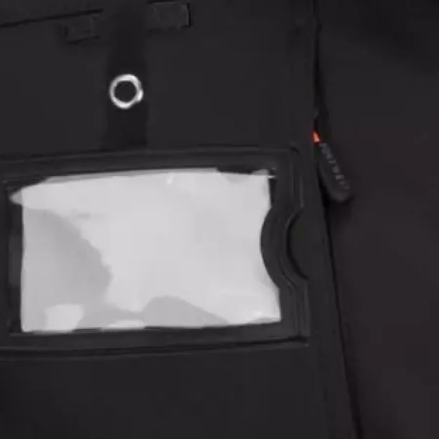 **Reißverschlusstaschen** halten Ihre Utensilien sicher und leicht zugänglich, ohne im Weg zu sein.