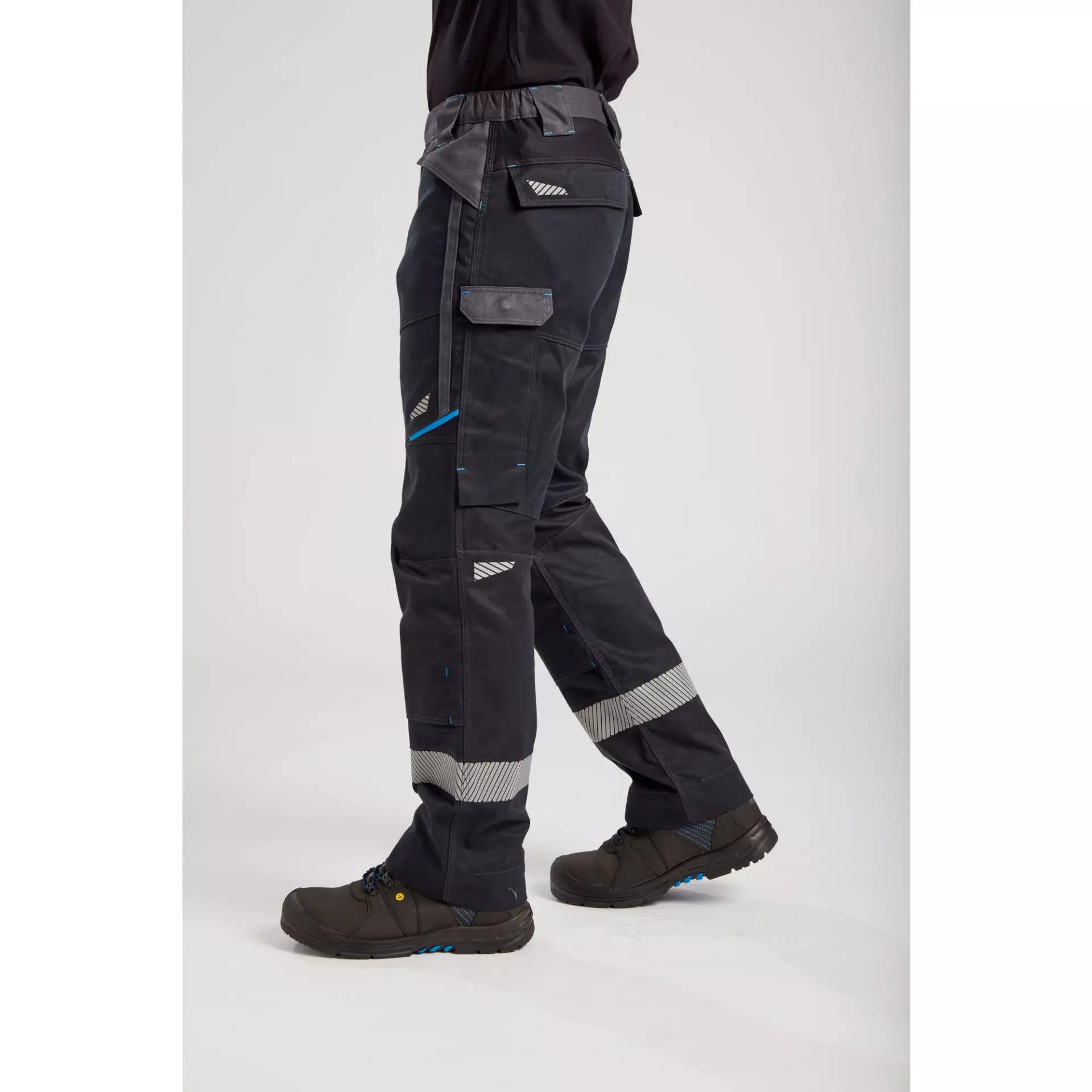Portwest FR402BKR, WX3 FR Modaflame Service Trousers, Black, image 3