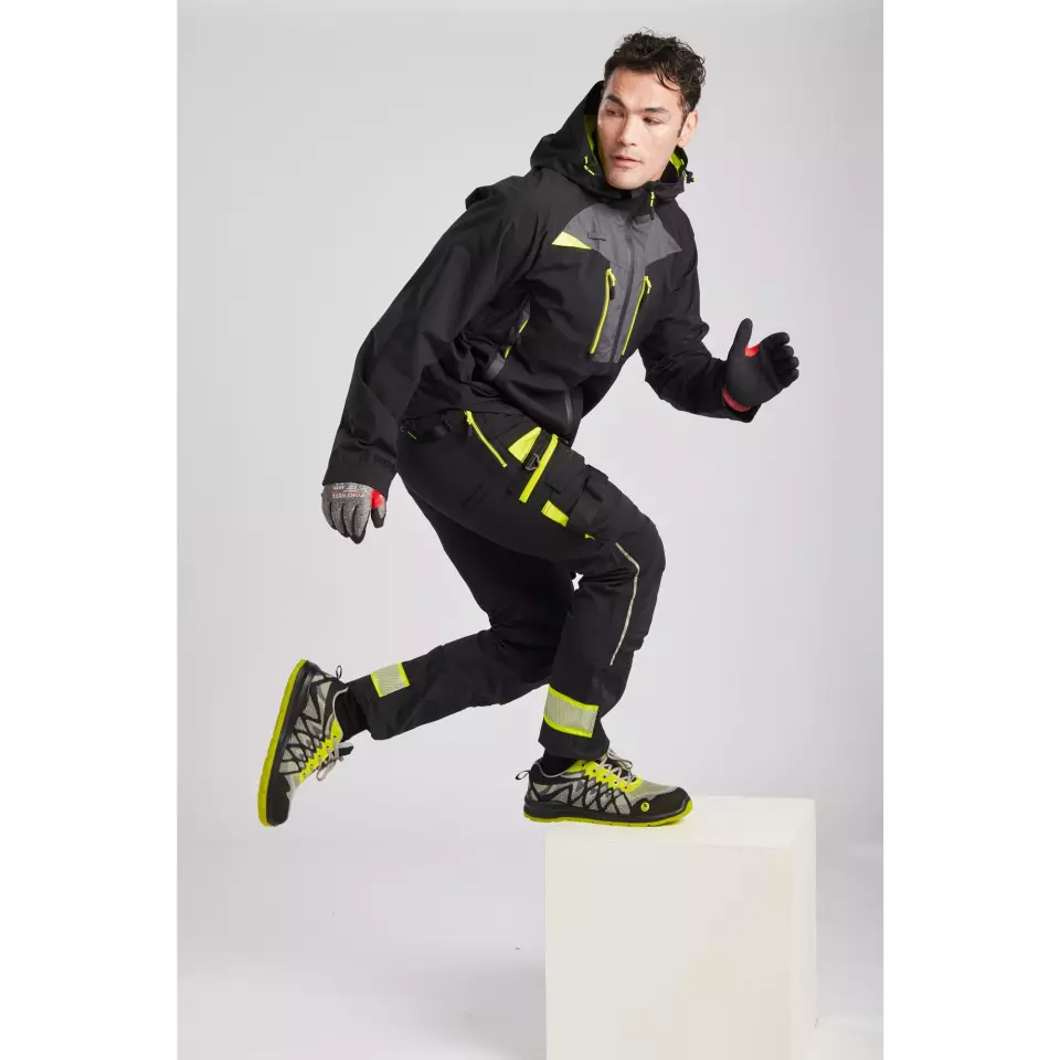 Portwest DX463BKR, DX4 Rain Jacket, Black, image 10, gallery thumbnail