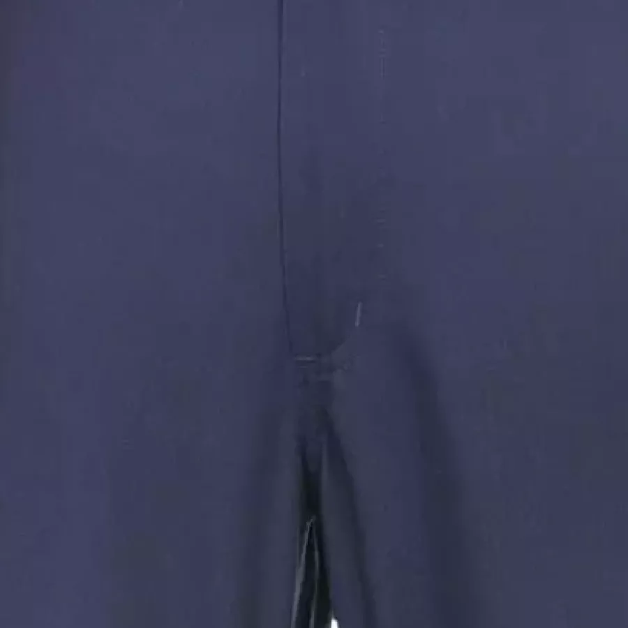 **UV-Schutz** sorgt für täglichen Komfort, indem er hilft, sich bei Arbeiten im Freien kühler und wohler zu fühlen.