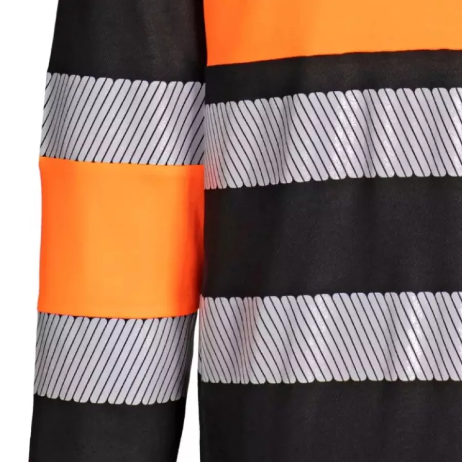 **Segmented Reflective Tape** enhances visibility so you stay seen and confident in low-light conditions.