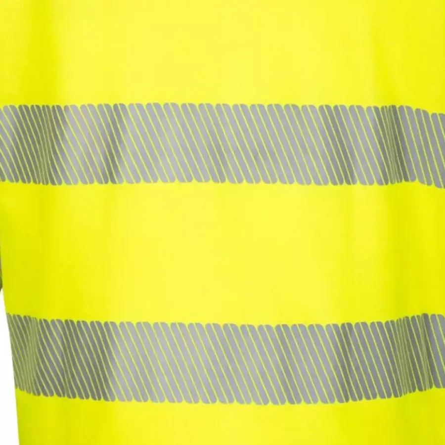 **Segmented Reflective Tape** boosts visibility so you stay seen and confident in low-light environments.