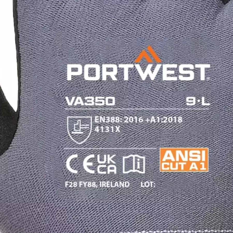 **Schnittfestigkeit** bietet verlässlichen Schutz und erhält dabei die Fingerfertigkeit, die Sie für Feinarbeiten benötigen.