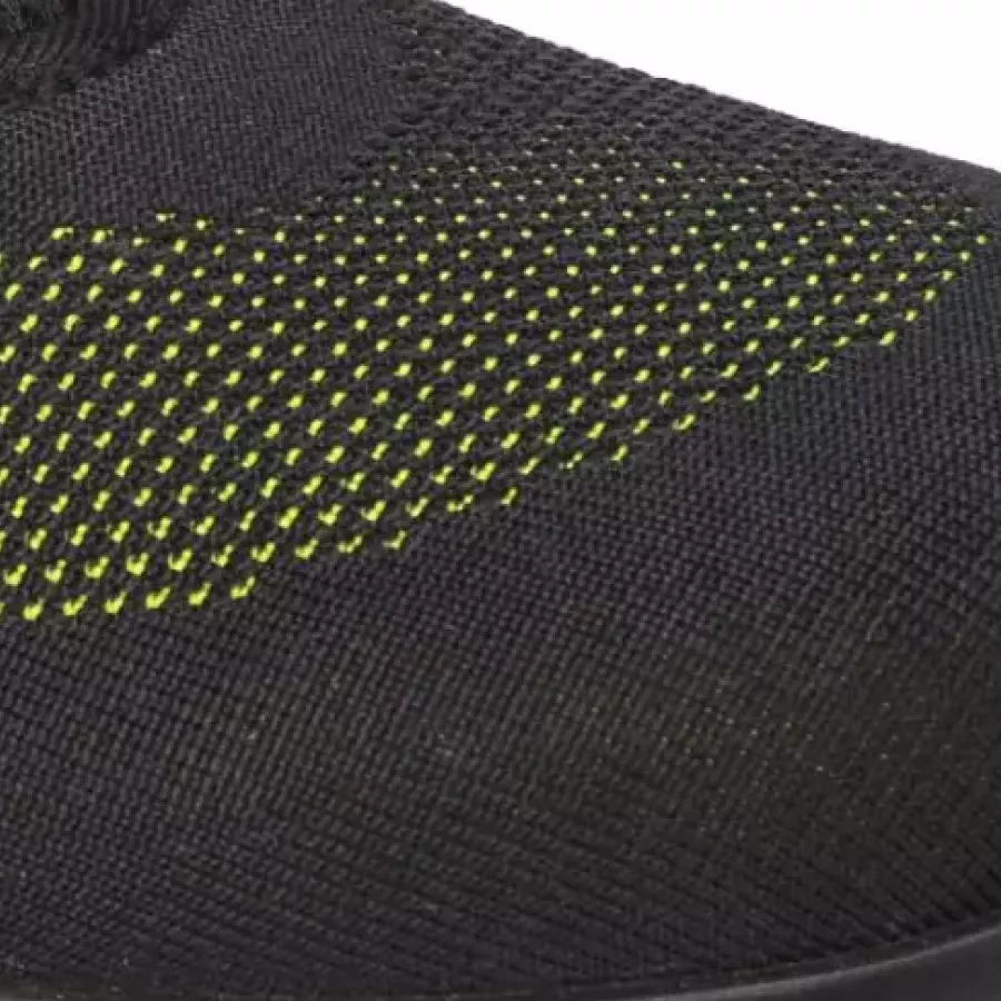 **Knitted Upper** delivers a lightweight, flexible fit that keeps your feet feeling cool and comfortable all day.