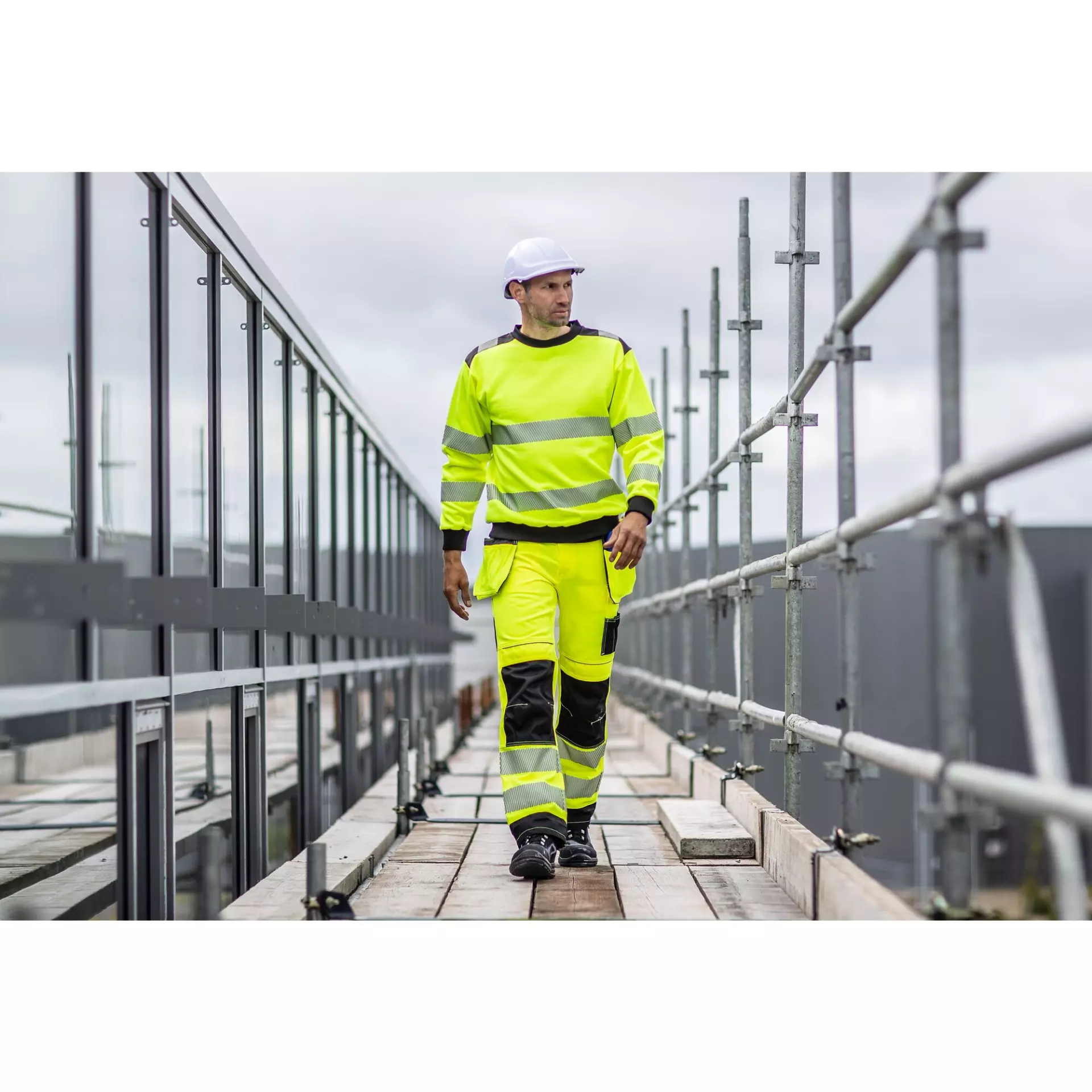 Portwest PW351OBR, PW3 Hi-Vis Winter Trousers, Orange/Black, image 5
