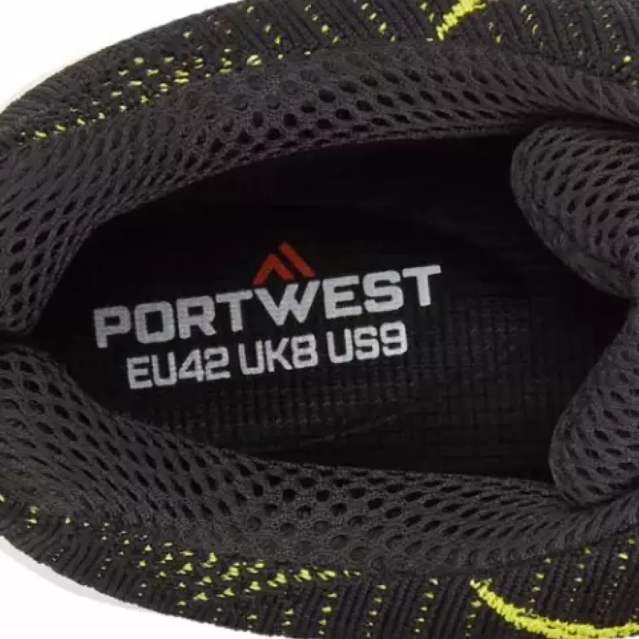 **Cushioned Comfort Footbed** softens every step to reduce fatigue and keep you feeling fresh from start to finish.