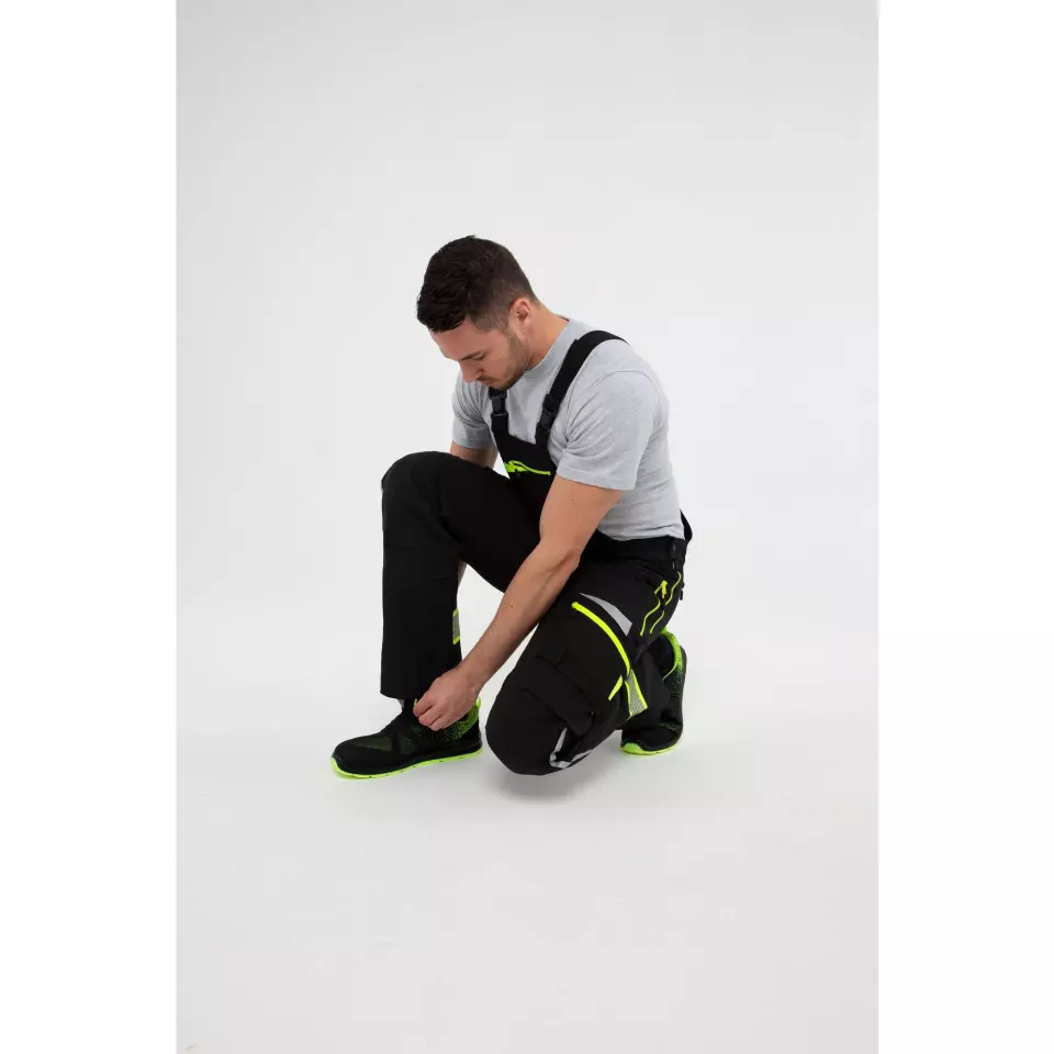 Portwest DX441BKR, DX4 Work Bib and Brace, Black, image 8, gallery thumbnail
