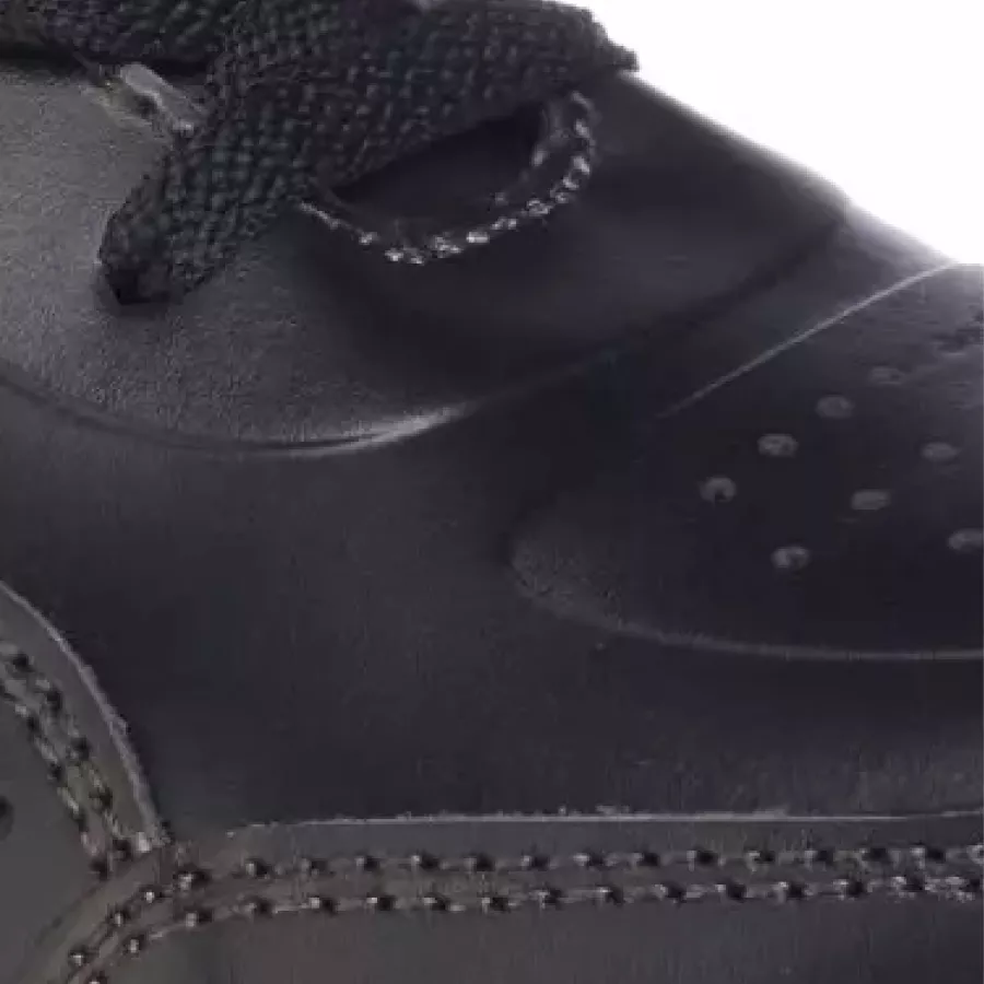 **Durable Leather Upper** delivers long-lasting wear and a premium feel that stands up to demanding daily use.