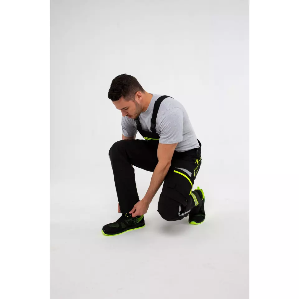 Portwest DX441BKR, DX4 Work Bib and Brace, Black, image 4, gallery thumbnail